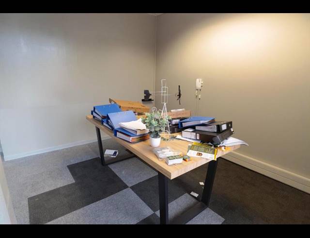 BUSINESS PROPERTY TO RENT IN LYNNWOOD